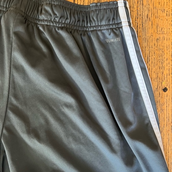 Women’s Adidas Soccer Shorts climalite size large - Picture 5 of 5